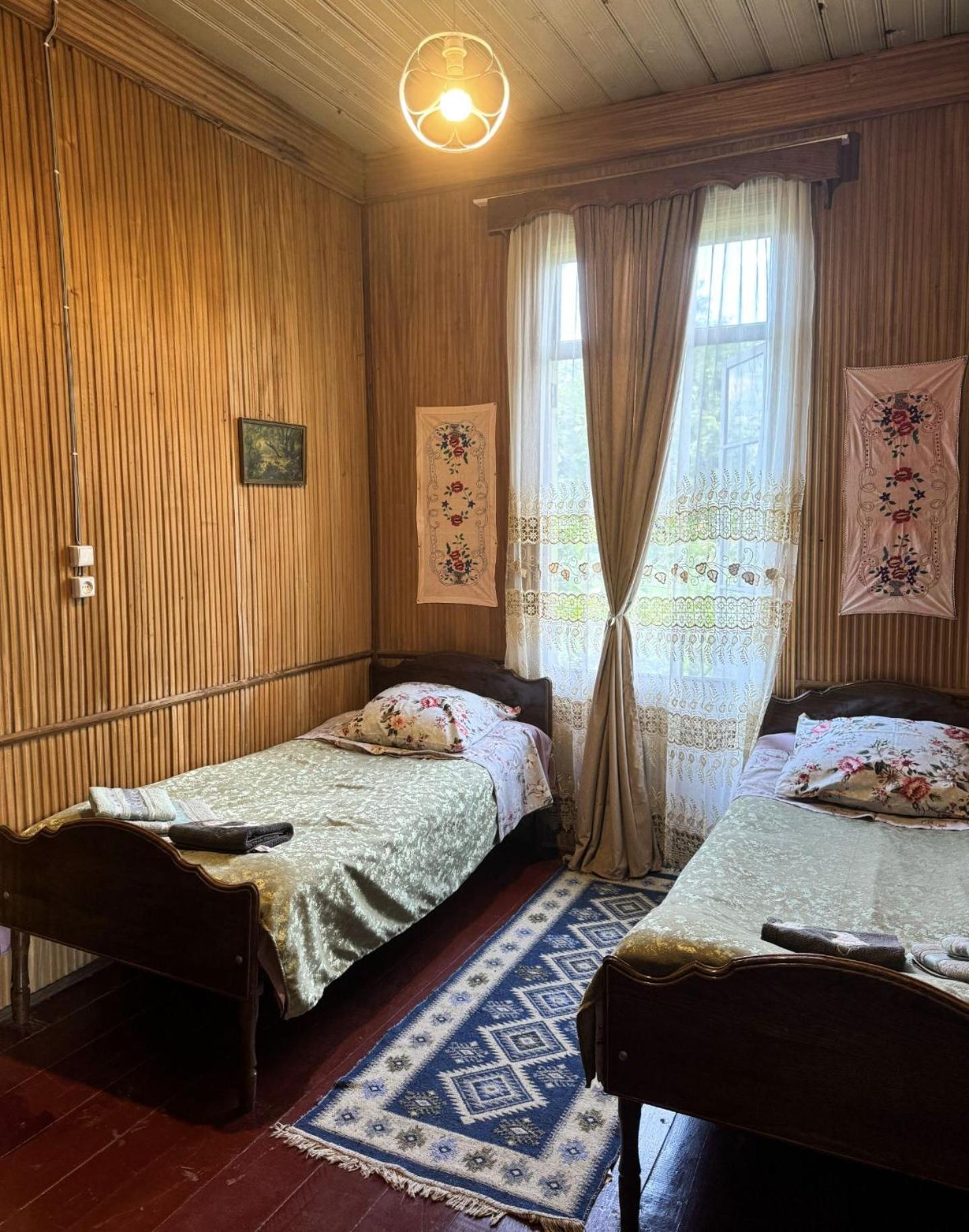 Martvili Guest House Oasis Exterior photo